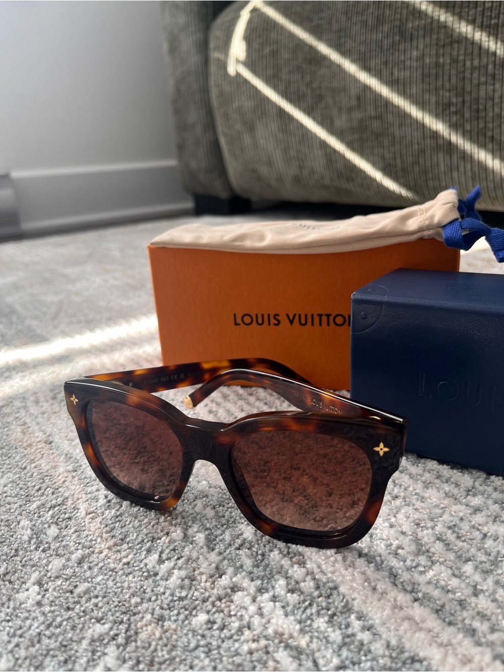 Louis Vuitton My Monogram Square Sunglasses -Dark Tortoise Brown